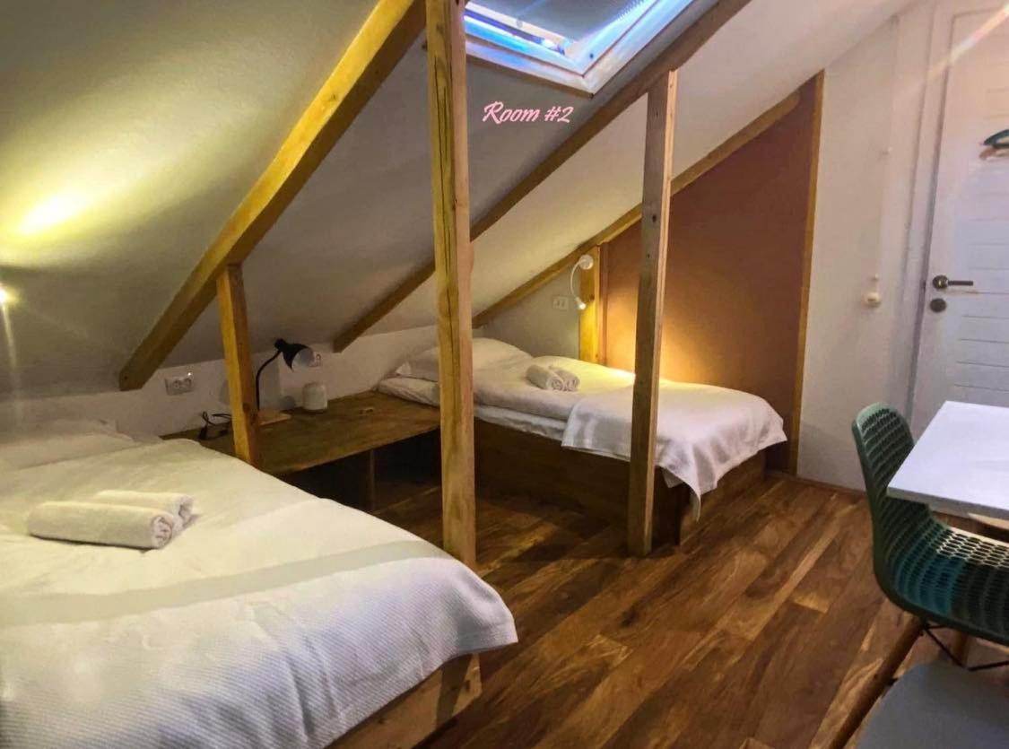Отель Kera2Rooms Мцхета Экстерьер фото